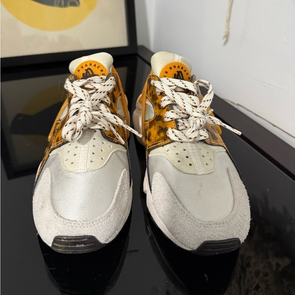 Nike Air Huarache "Tortoise Shell" Phantom-Light Curry Womens Sz 6.5 - Picture 2 of 5
